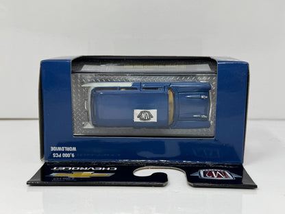 M2 Machines Chevrolet 1957 Chevrolet 150 Handyman Station Wagon 1:64 Diecast