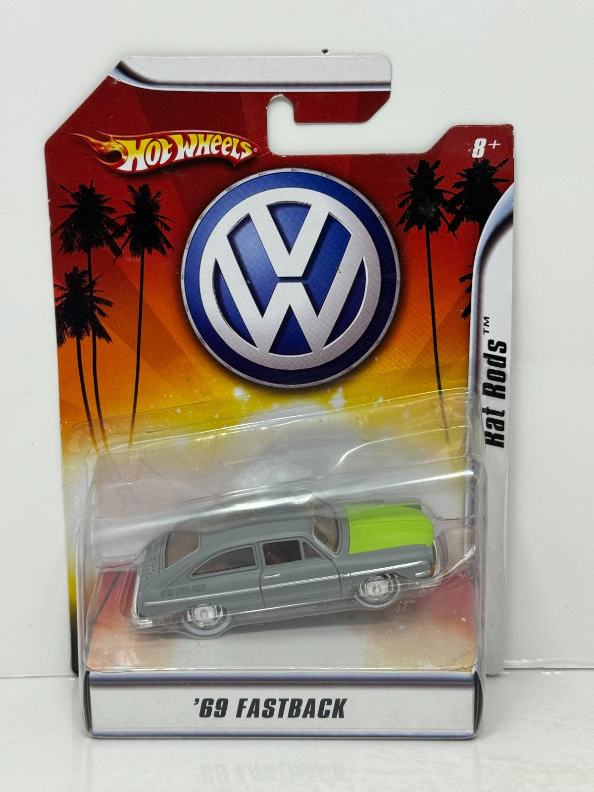 Hot Wheels Custom Classics 1969 Volkswagen Fastback 1:50 Diecast