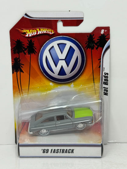 Hot Wheels Custom Classics 1969 Volkswagen Fastback 1:50 Diecast