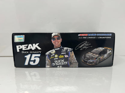 Action NASCAR Clint Bowyer #15 Peak Duck Dynasty 2013 Toyota Camry 1:24 Diecast