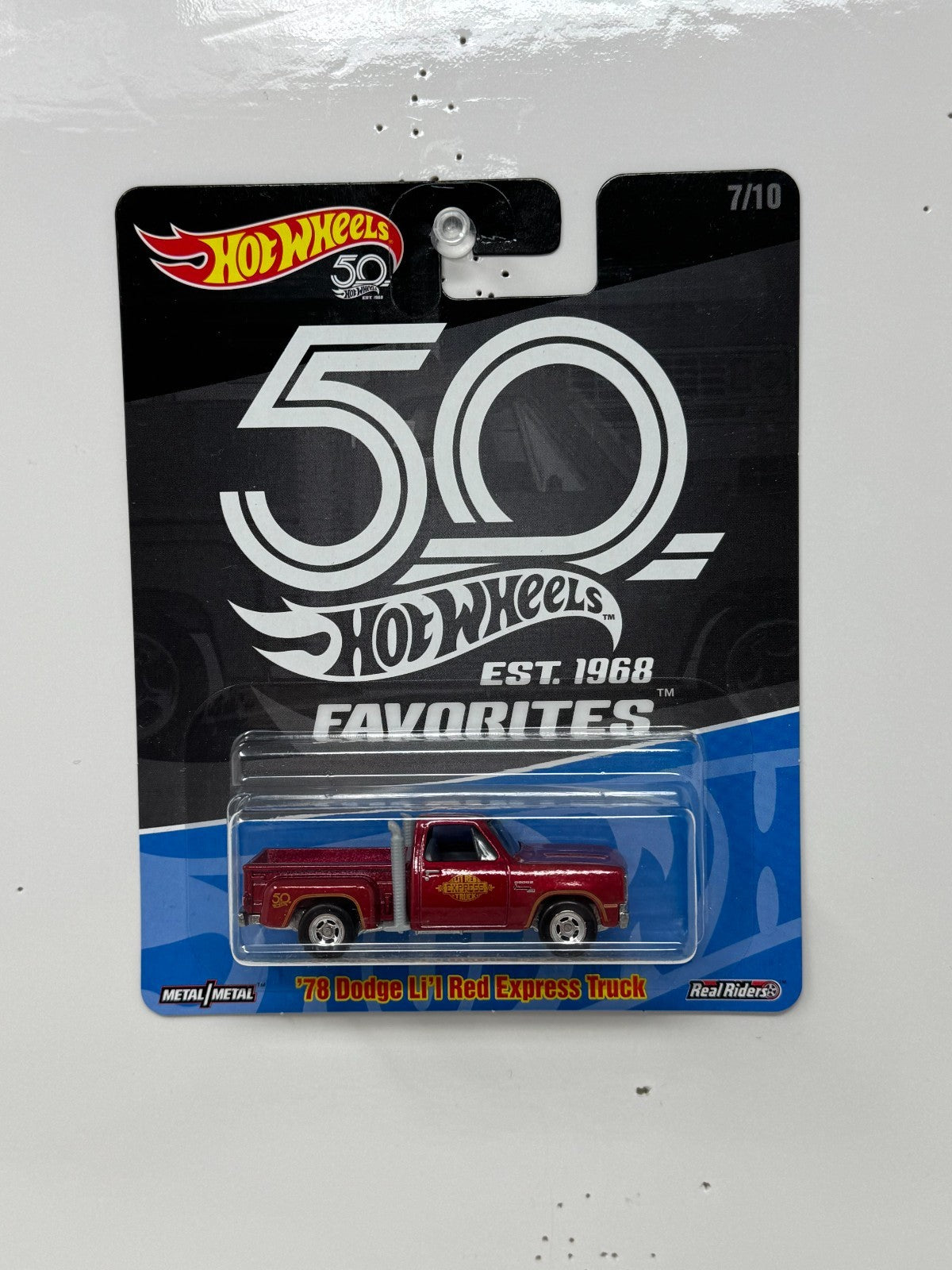 Hot Wheels Premium Favorites 1978 Dodge Li’l Red Express Truck 1:64 Diecast