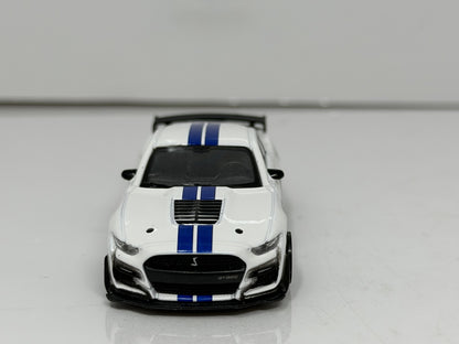Bburago 2020 Ford Mustang Shelby GT500 White 1:64 Diecast