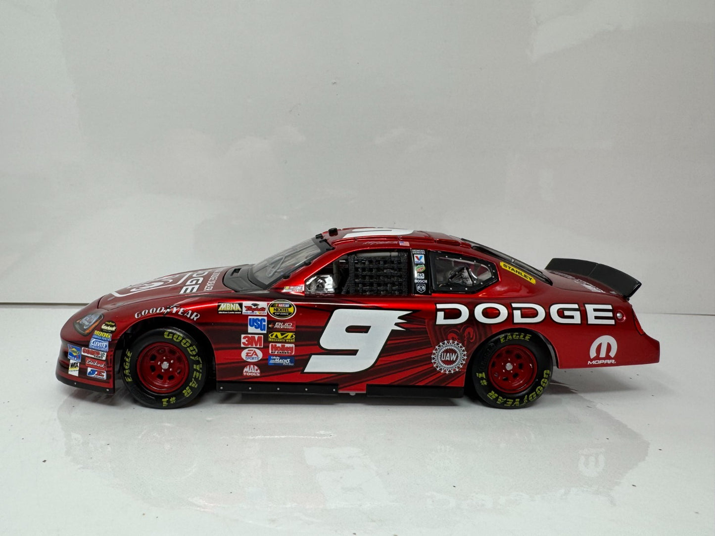 Action NASCAR Kasey Kahne #9 Exclusive Liquid Dodge Charger 1:24 Diecast Auto
