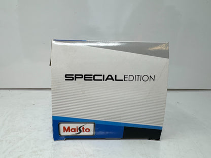 Maisto 2014 Chevrolet Corvette Stingray Special Edition 1:24 Diecast