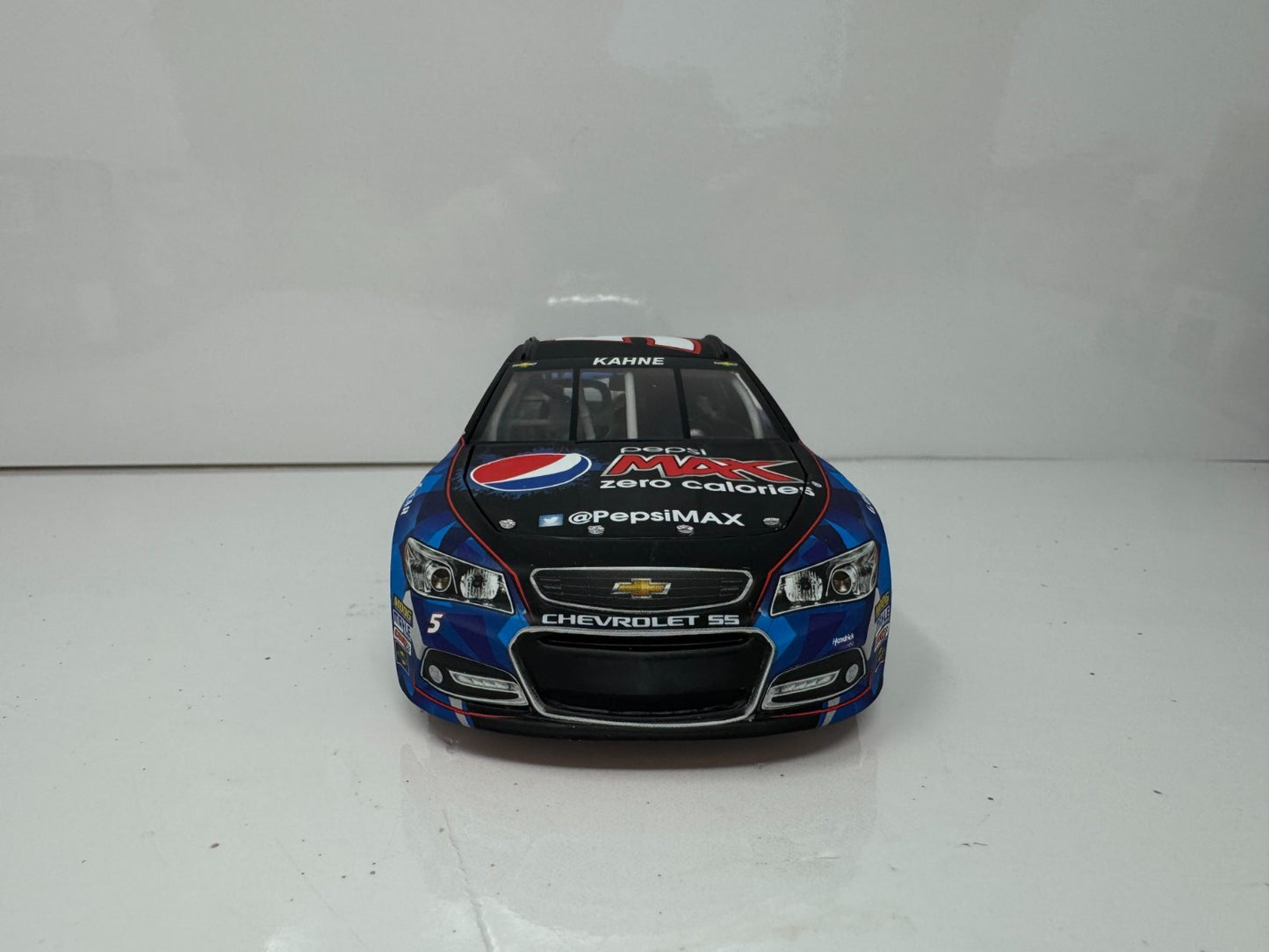 Lionel NASCAR Kasey Kahne #5 Pepsi Max 2013 Chevrolet SS 1:24 Diecast
