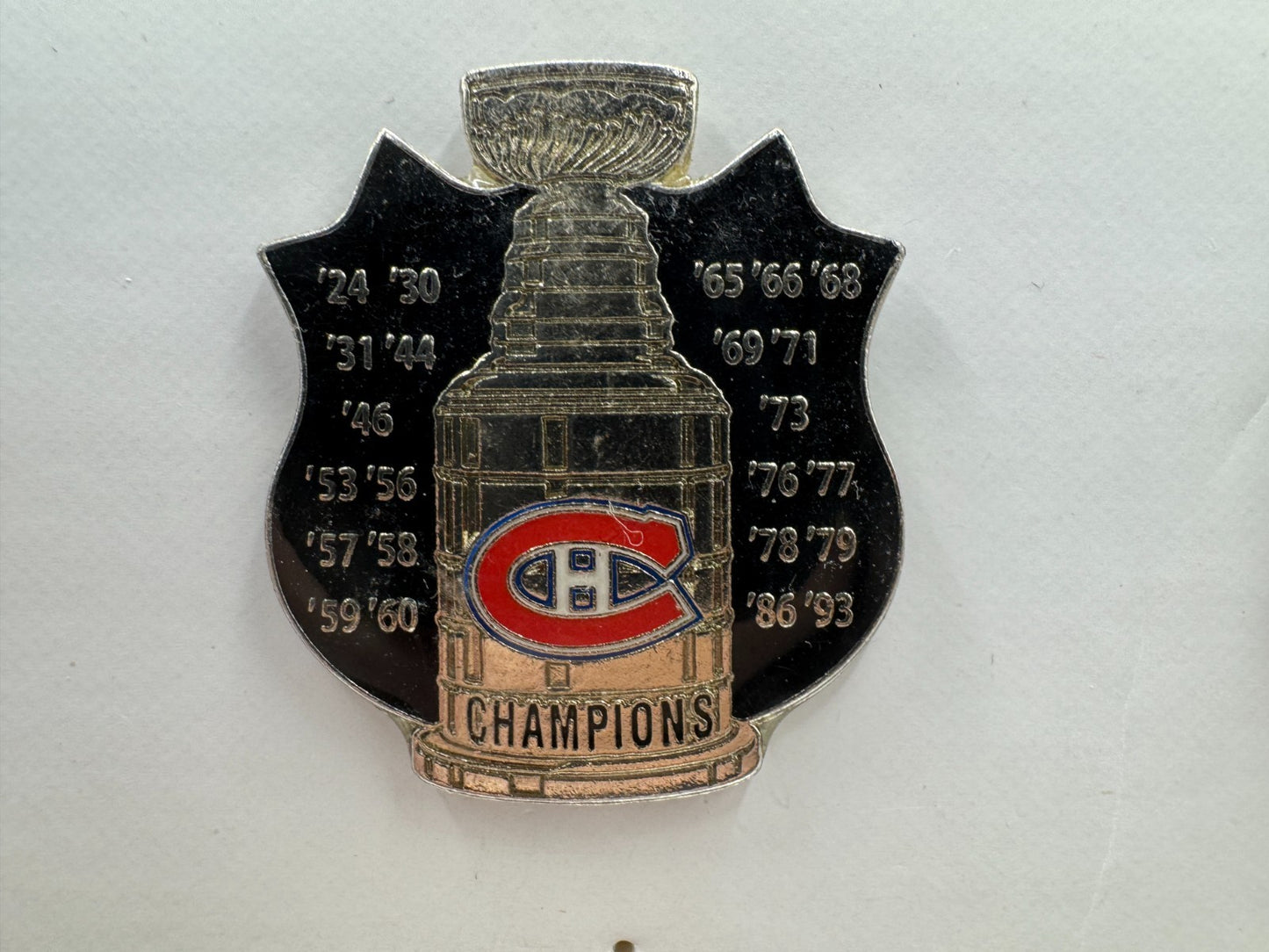 Montreal Canadiens 1926 1935 Cup Champions Vintage NHL Lapel Pin