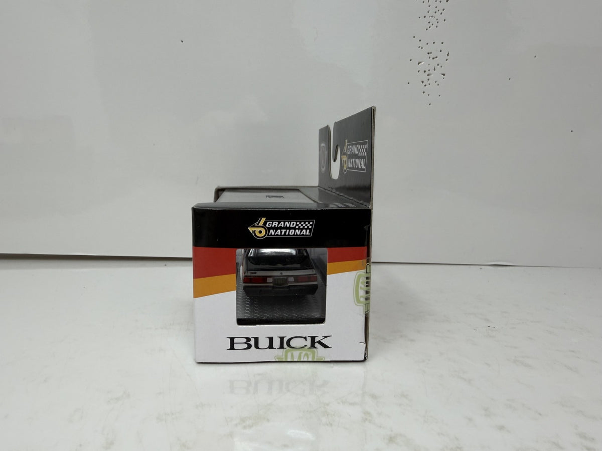 M2 Machines Grand National 1987 Buick Grand National 1:64 Diecast
