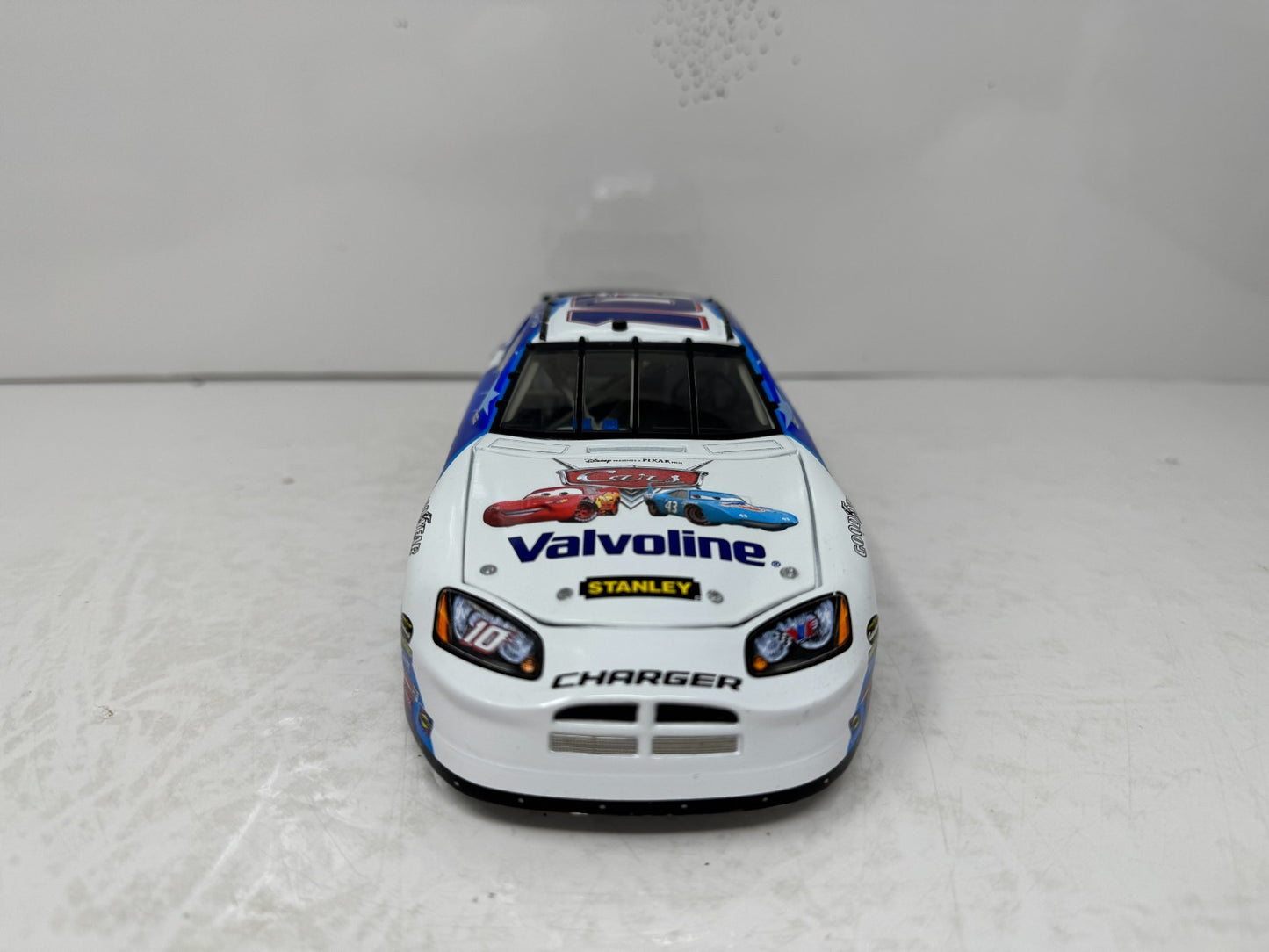 Action Nascar #10 Scott Riggs Valvoline Cars 2006 Dodge Charger 1:24 Diecast