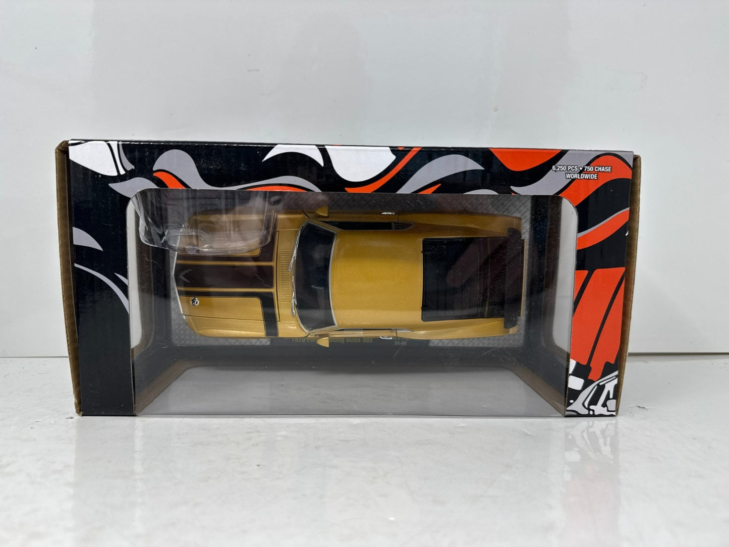 M2 Machines Muscle Parts 1970 Ford Mustang Boss 302 1:24 Diecast