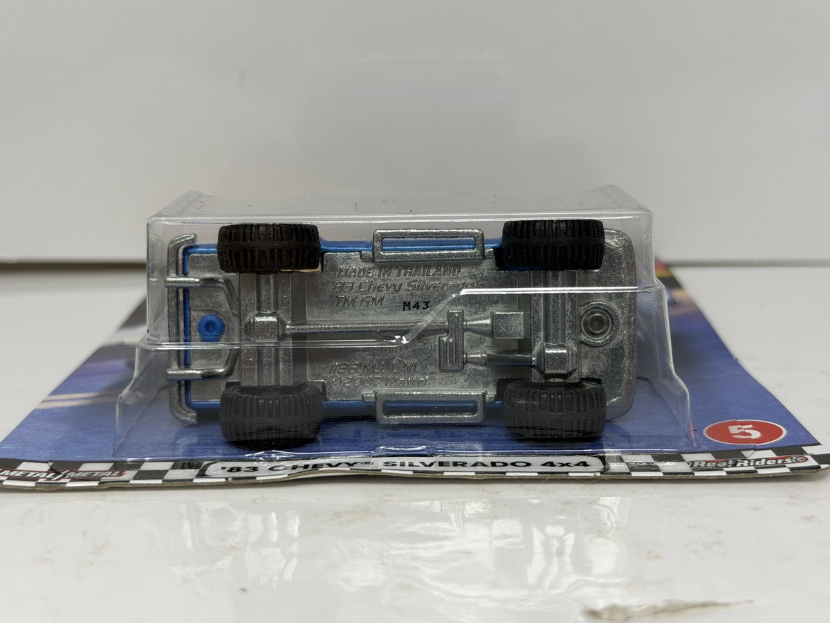 Hot Wheels Premium Boulevard #5 1983 Chevrolet Silverado 4x4 1:64 Diecast