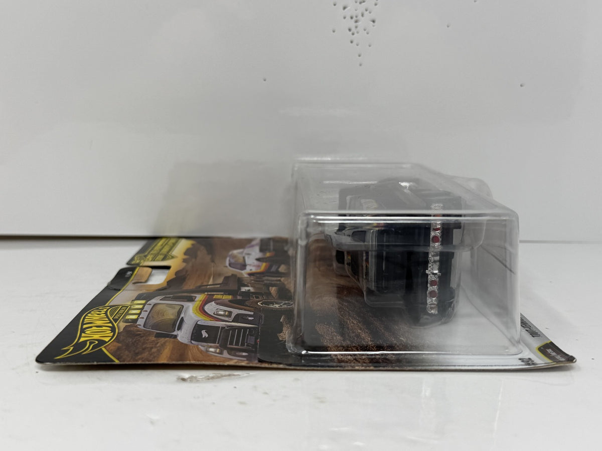 Hot Wheels Premium Team Transport #92 1967 Off-Road Camaro 1:64 Diecast