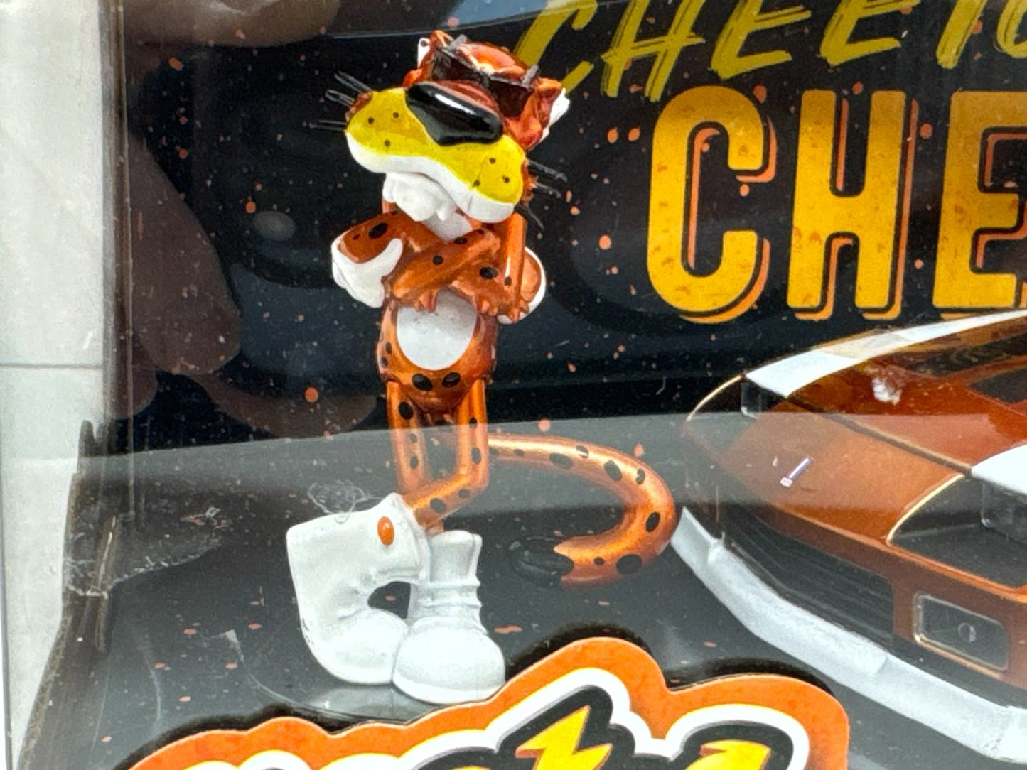 Jada Cheetos 1985 Chevy Camaro Z28 IROC 1:24 Diecast with Chester Cheetah Figure