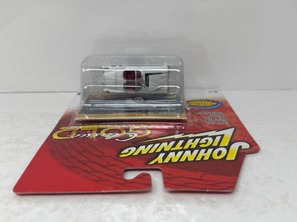 Johnny Lightning Classic Gold 1958 Corvette 1:64 Diecast