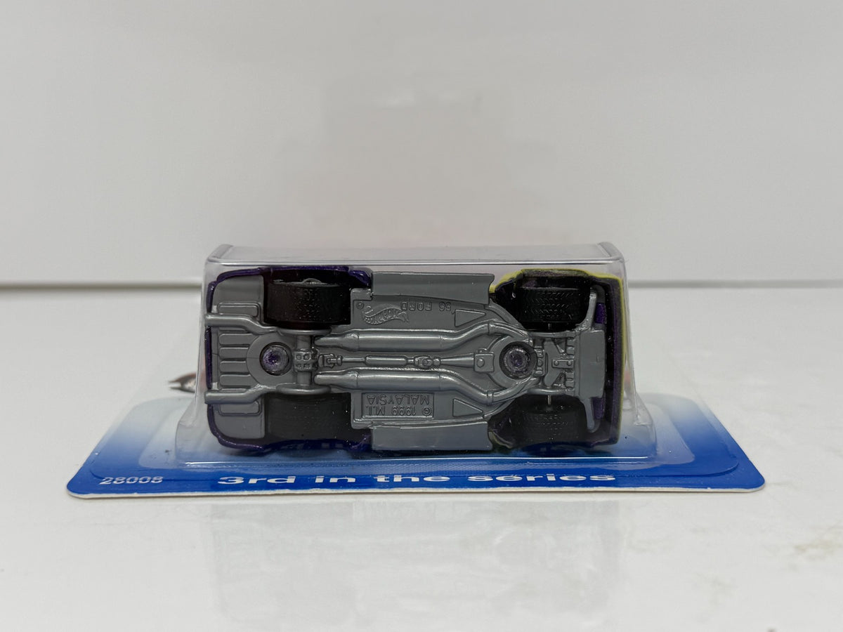 Hot Wheels World of Wheels AutoRama 1956 Ford Truck 1:64 Diecast