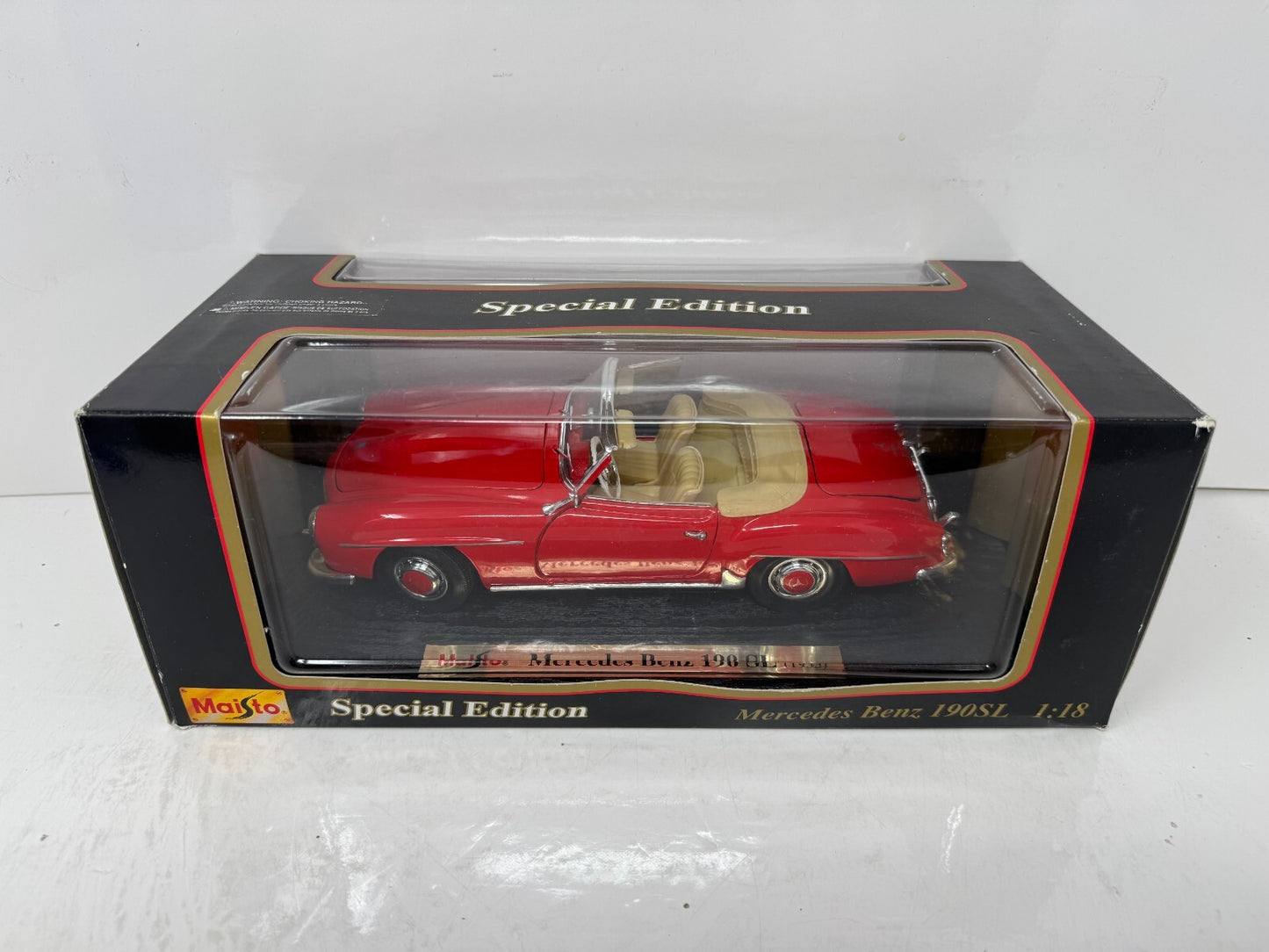 Maisto 1955 Mercedes-Benz 190 SL Special Edition 1:18 Diecast