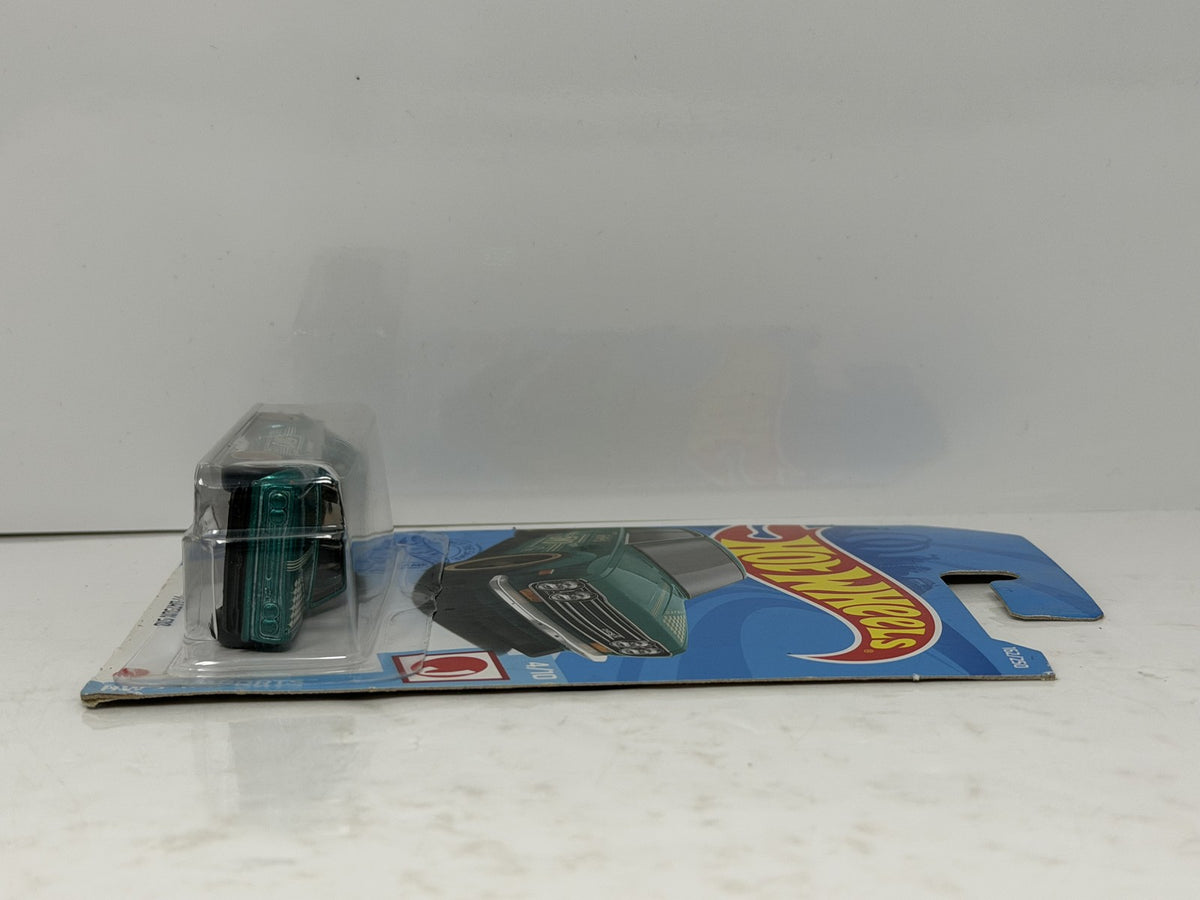 Hot Wheels Super Treasure Hunt 1971 Datsun 510 HW J-Imports 1:64 Diecast STH