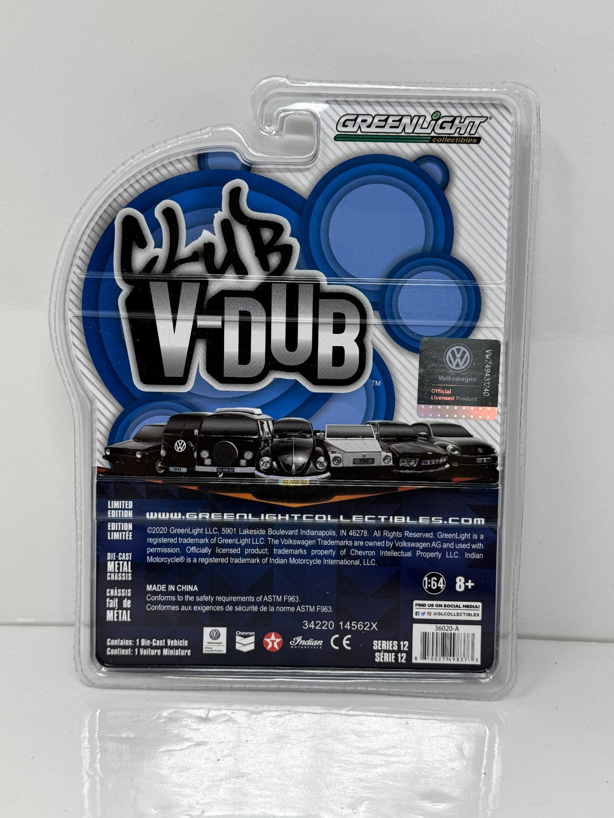 Greenlight Club V-Dub 1964 Volkswagen Samba Bus Pan Am 1:64 Diecast