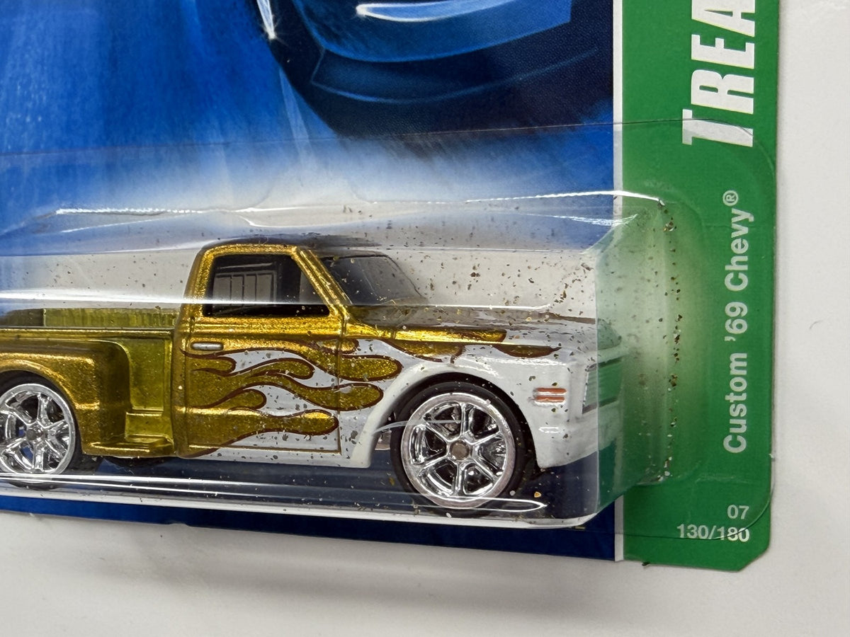 Hot Wheels Super Treasure Hunt Custom 1969 Chevy 1:64 Diecast Gold STH