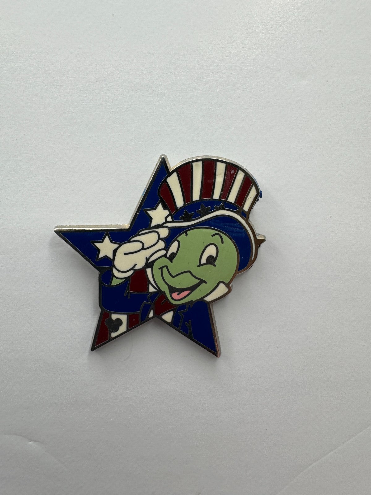 DLR Disney Jiminy Cricket Saluting Patriotic Star Salute Pinocchio Hidden Mickey Trading Pin DC1S3