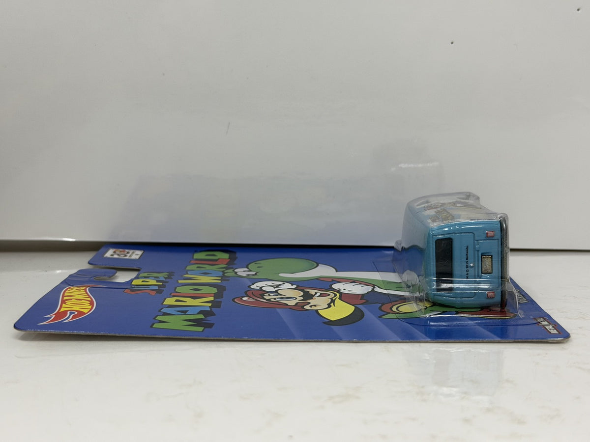 Hot Wheels Super Mario World Volkswagen T1 Panel Bus 1:64 Diecast Real Riders