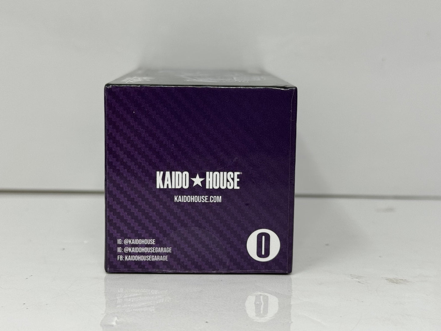 Kaido House MINI GT Nissan Skyline GT-R (R33) Active Carbon R V2 1:64 Diecast
