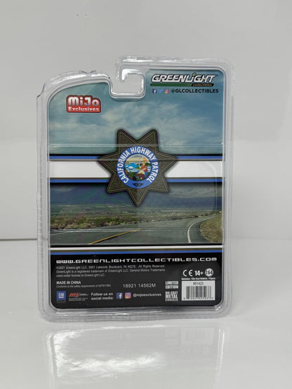 Greenlight Highway Patrol 1969 Chevrolet C-30 Dually Wrecker 1:64 Diecast