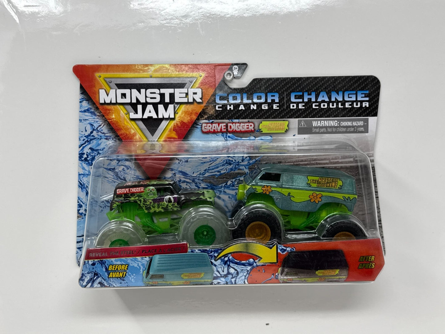 Monster Jam Color Change Grave Digger & Mystery Machine 1:64 Diecast