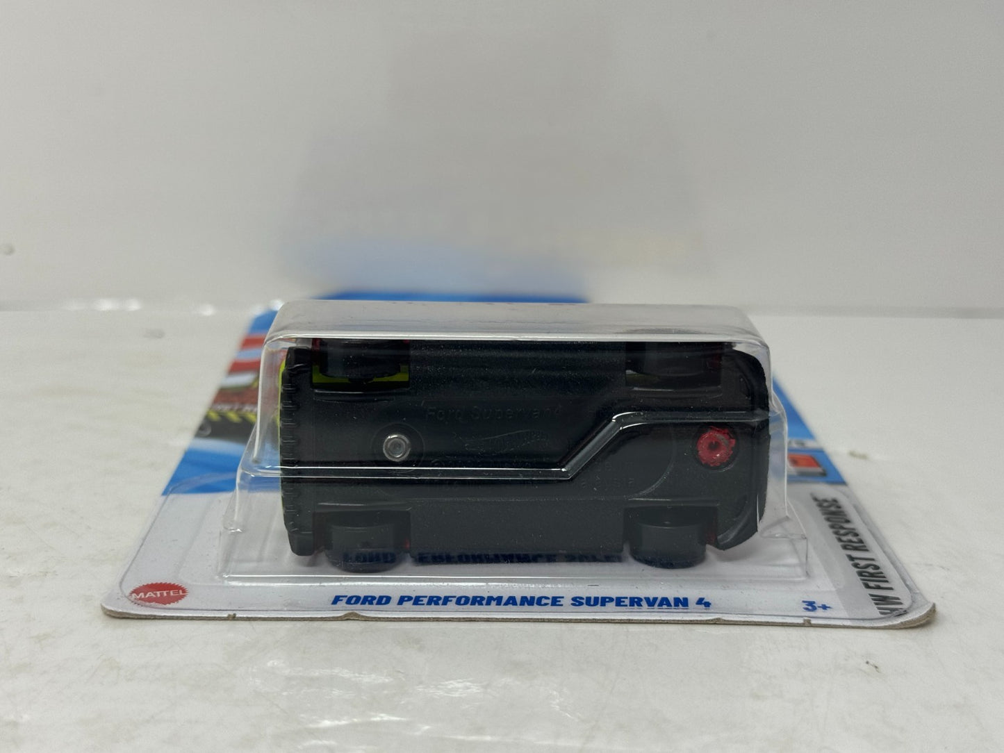 Hot Wheels Treasure Hunt Ford Performance Supervan 4 1:64 Diecast
