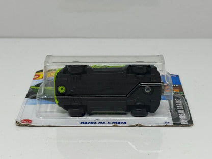 Hot Wheels Dream Garage Mazda MX-5 Miata 1:64 Diecast Short Card