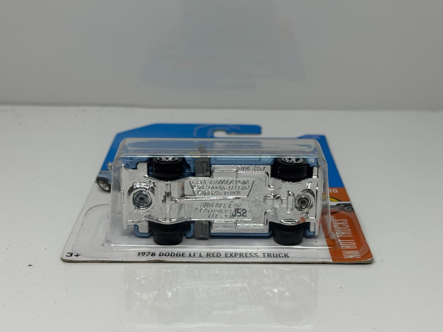 Hot Wheels Hot Trucks 1978 Dodge Li’l Red Express Truck 1:64 Diecast
