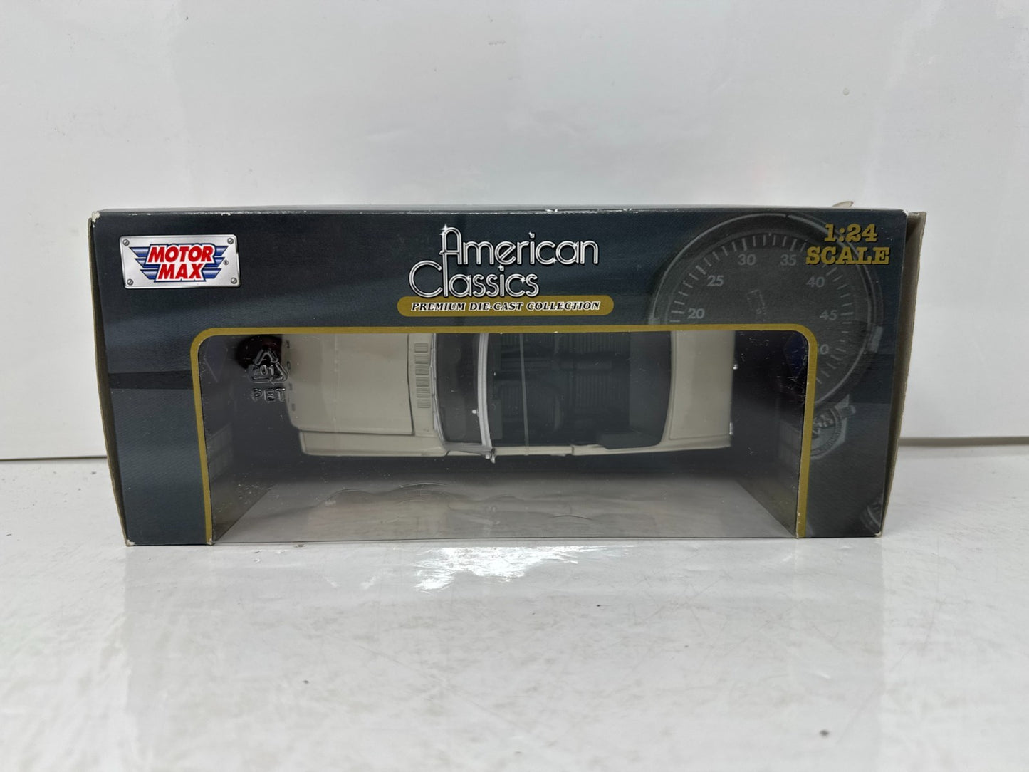 Motormax American Classics 1964 12 Ford Mustang 1:24 Diecast