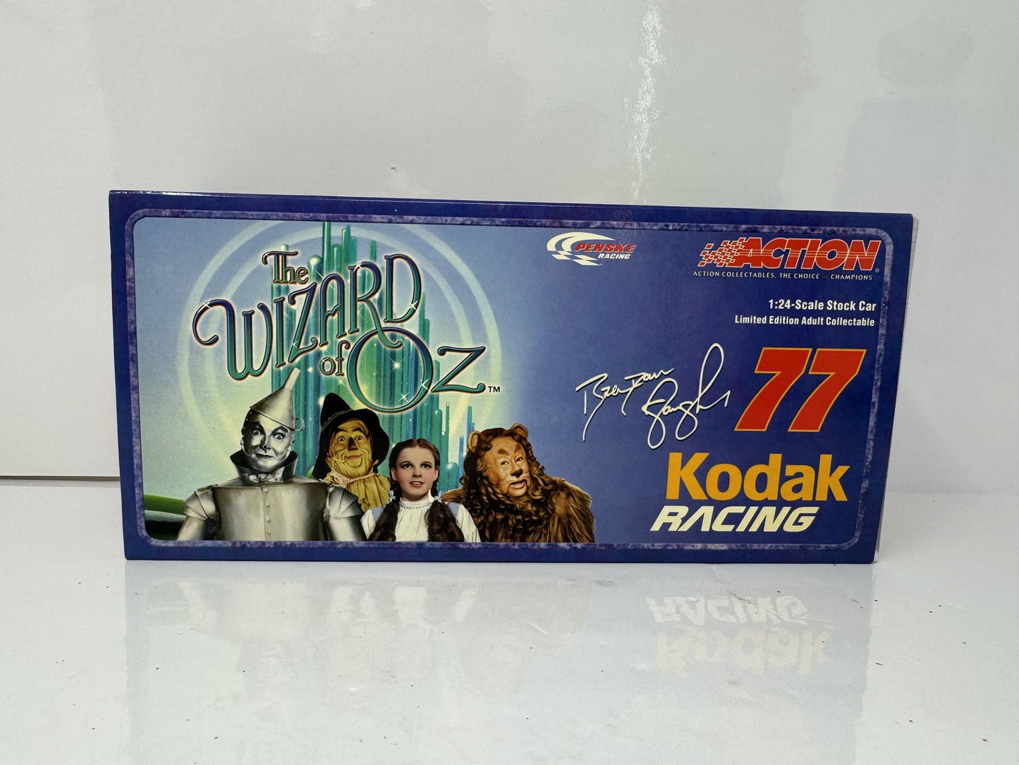 Action Nascar Brendan Gaughan #77 Kodak The Wizard of Oz 2004 Dodge 1:24 Diecast