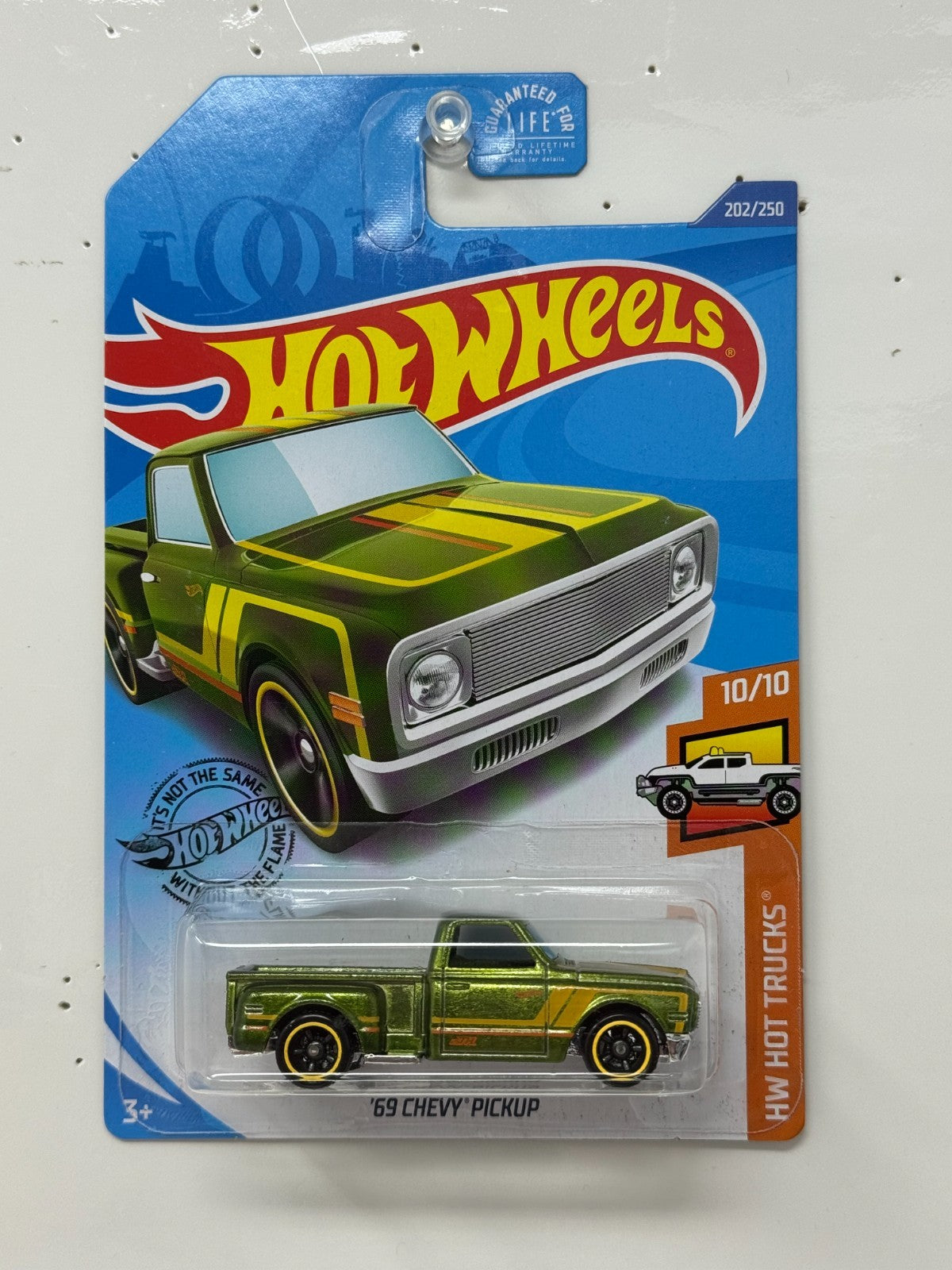 Hot Wheels Super Treasure Hunt 1969 Chevy Pickup HW Hot Trucks 1:64 Diecast