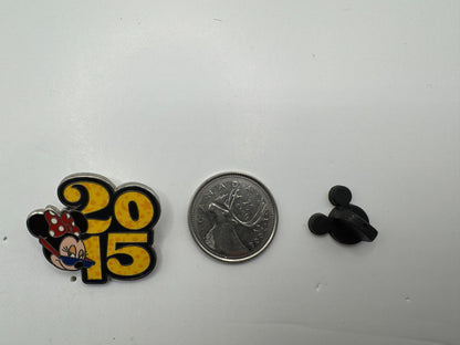Disney Parks 2015 Dated Booster Minnie Mouse Trading Pin DC2S12