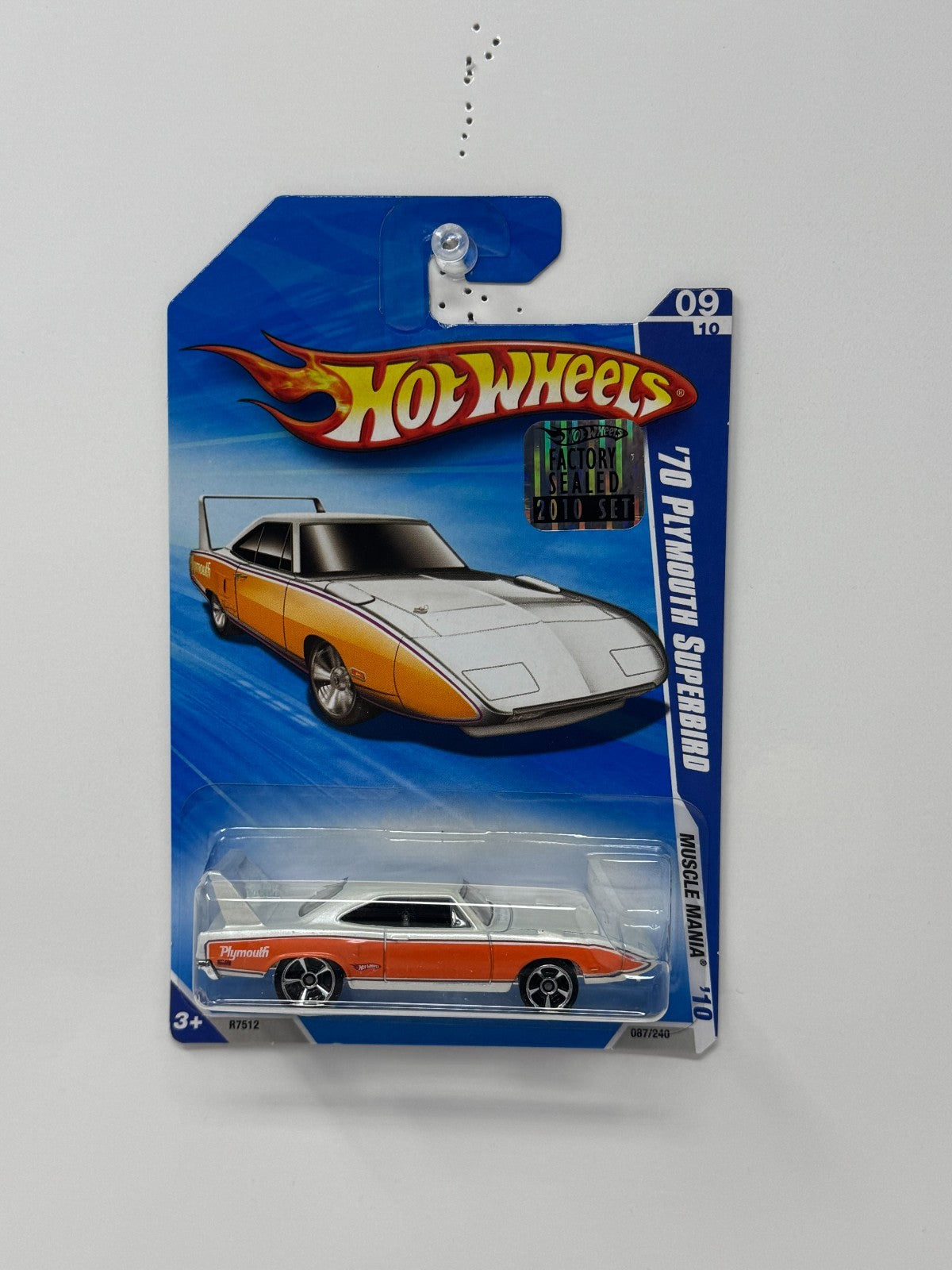 Hot Wheels Muscle Mania 1970 Plymouth Superbird 1:64 Diecast Factory Sealed Or W
