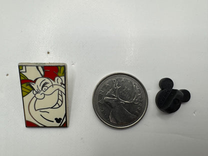 DLR Disney Queen of Hearts Alice in Wonderland Hidden Mickey Trading Pin DC1S14