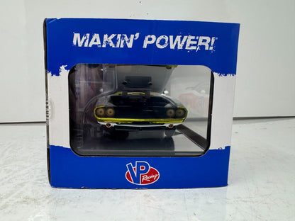 M2 Machines 1970 Dodge Challenger RT HEMI VP Racing CHASE 1:24 Diecast Gold Rims