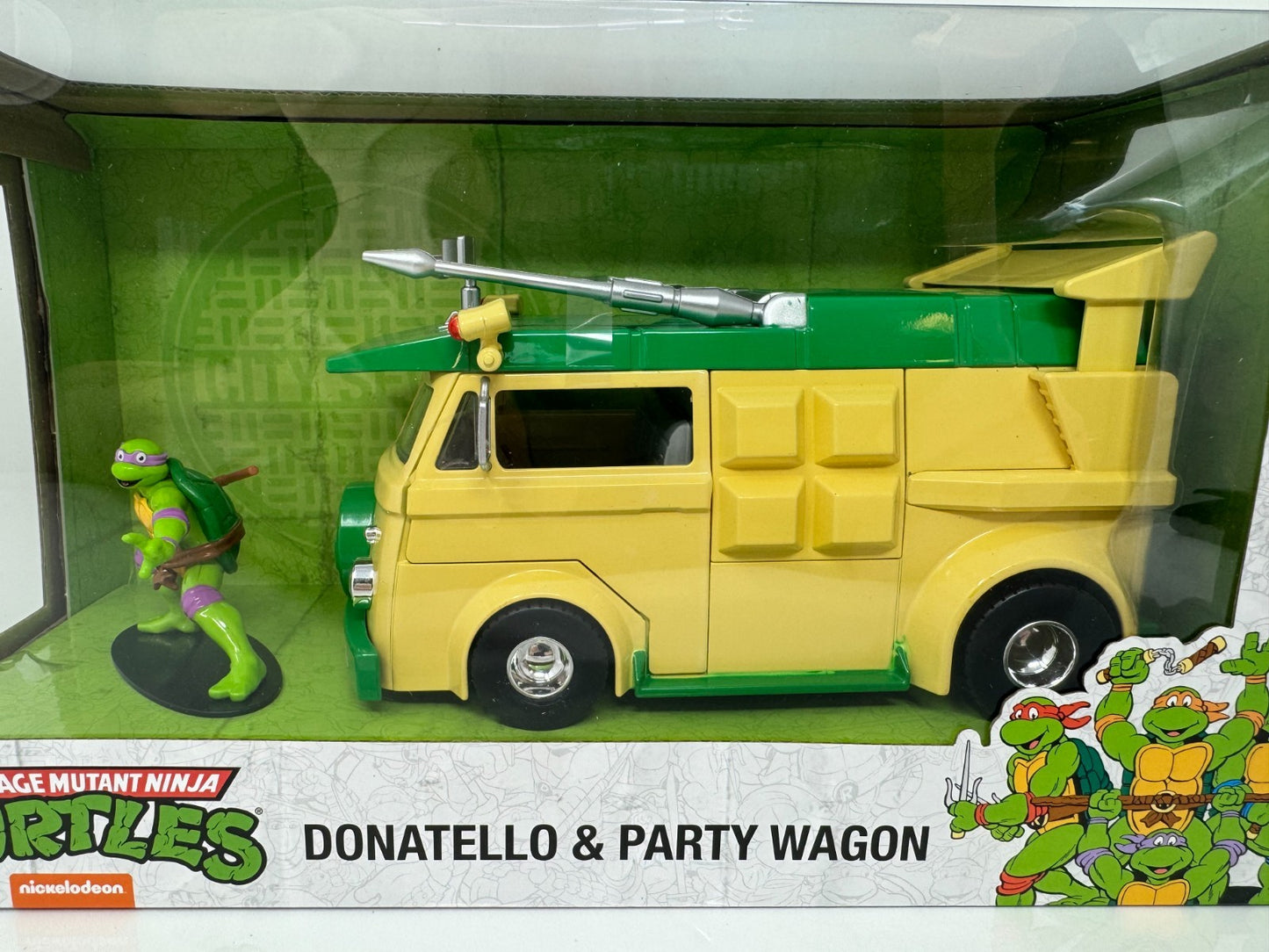 Jada Teenage Mutant Ninja Turtles Donatello & Party Wagon w/ Figure 1:24 Diecast