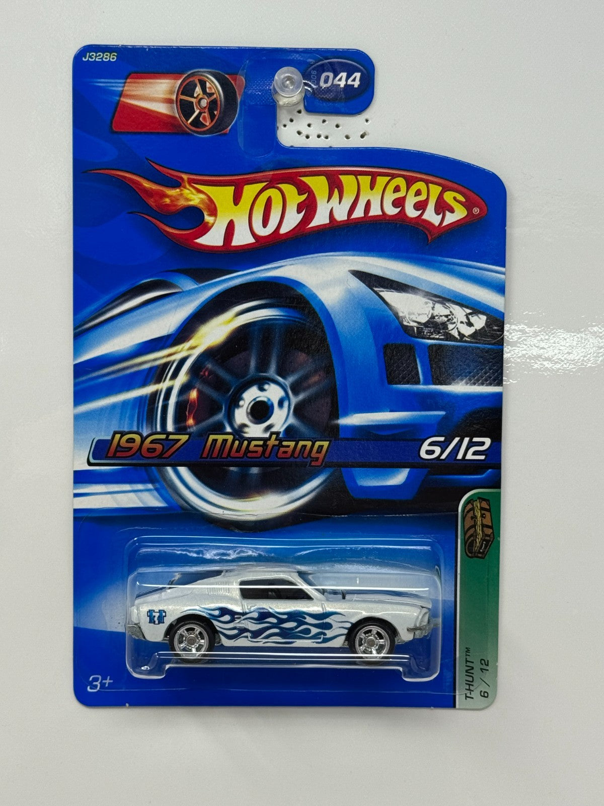 Hot Wheels T-Hunt 1967 Ford Mustang 1:64 Diecast Real Riders