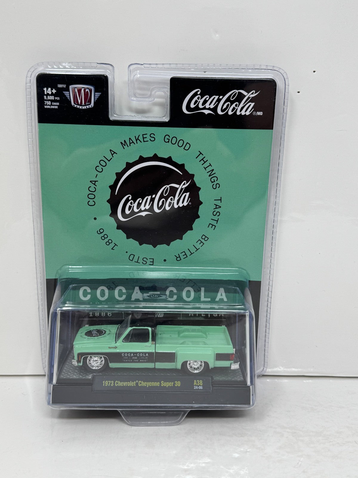 M2 Machines Coca-Cola 1973 Chevrolet Cheyenne Super 30 1:64 Diecast