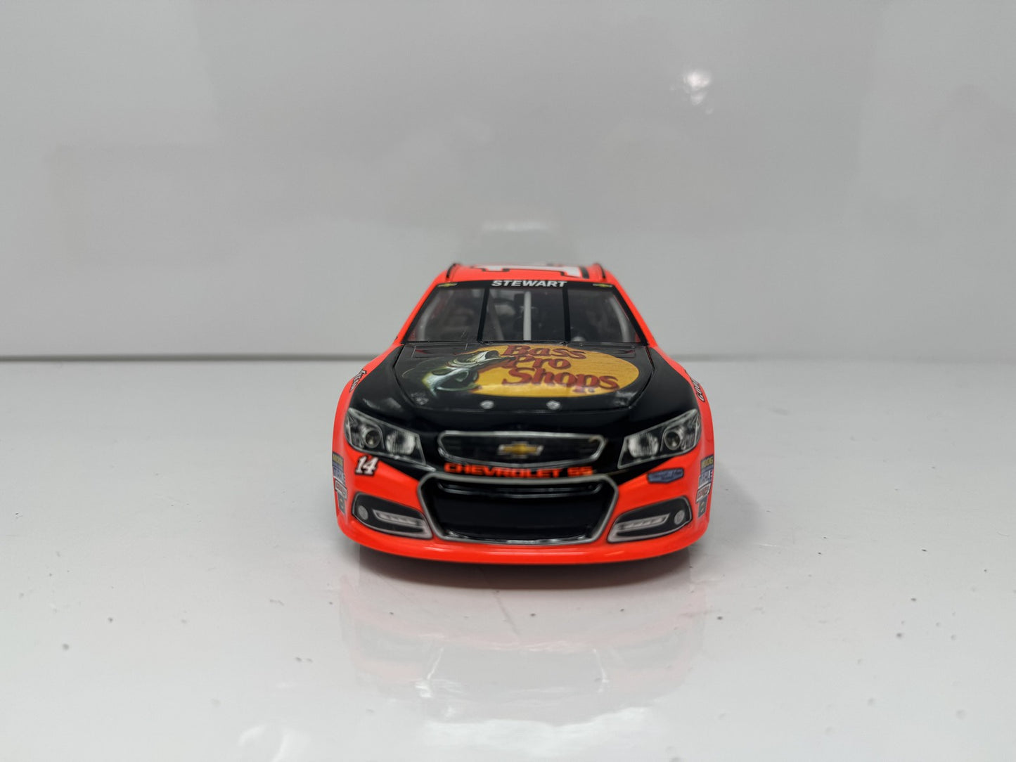 Lionel NASCAR Tony Stewart #14 Bass Pro Shops Orange 2013 Chevy SS 1:24 Diecast