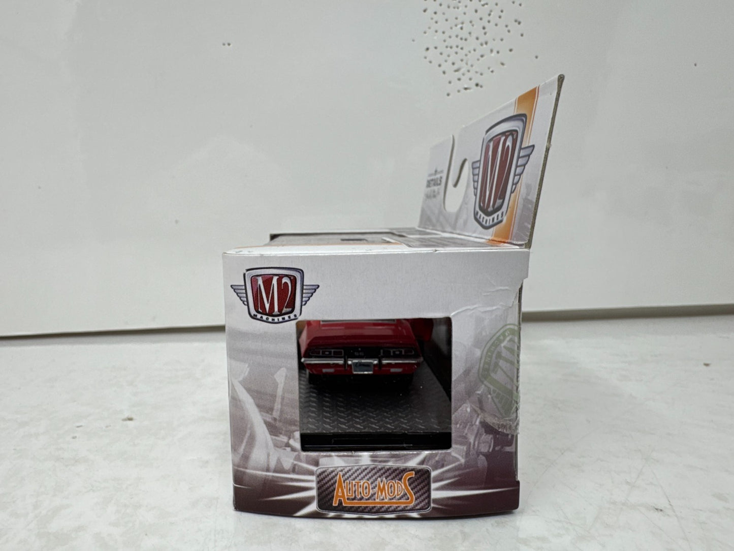 M2 Machines 1969 Chevrolet Camaro SS/RS 396 Auto Mods 1:64 Diecast