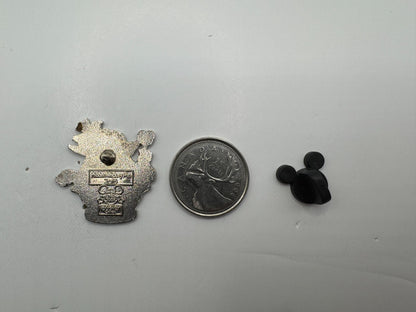 DLR Disney Queen of Hearts Alice in Wonderland Chess Trading Pin DC1S14