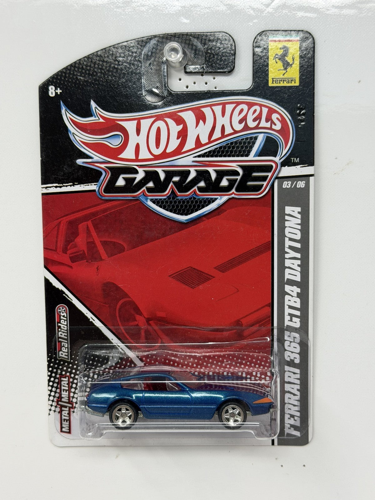 Hot Wheels Garage Ferrari 365 GTB4 Daytona 1:64 Diecast Real Riders