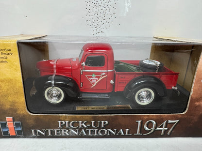 Liberty Classics Canadian Tire 1947 International Pickup BANK 1:24 Diecast