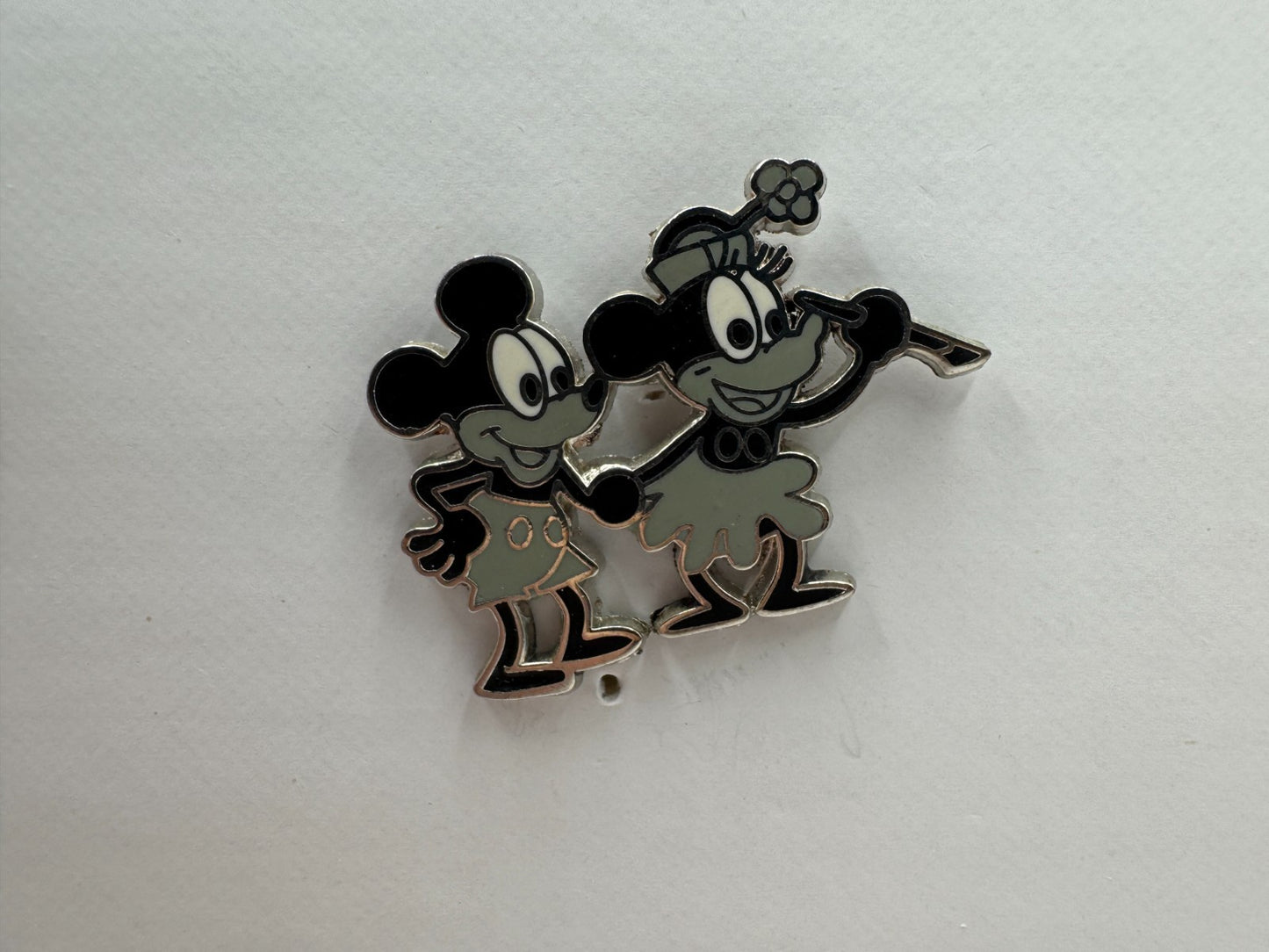 Disney Mickey and Minnie Plane Crazy Mickey Through The Years Trading Pin DC1S7