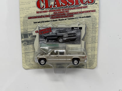 Racing Champions Classified Classics 1999 Chevrolet Silverado 1:64 Diecast