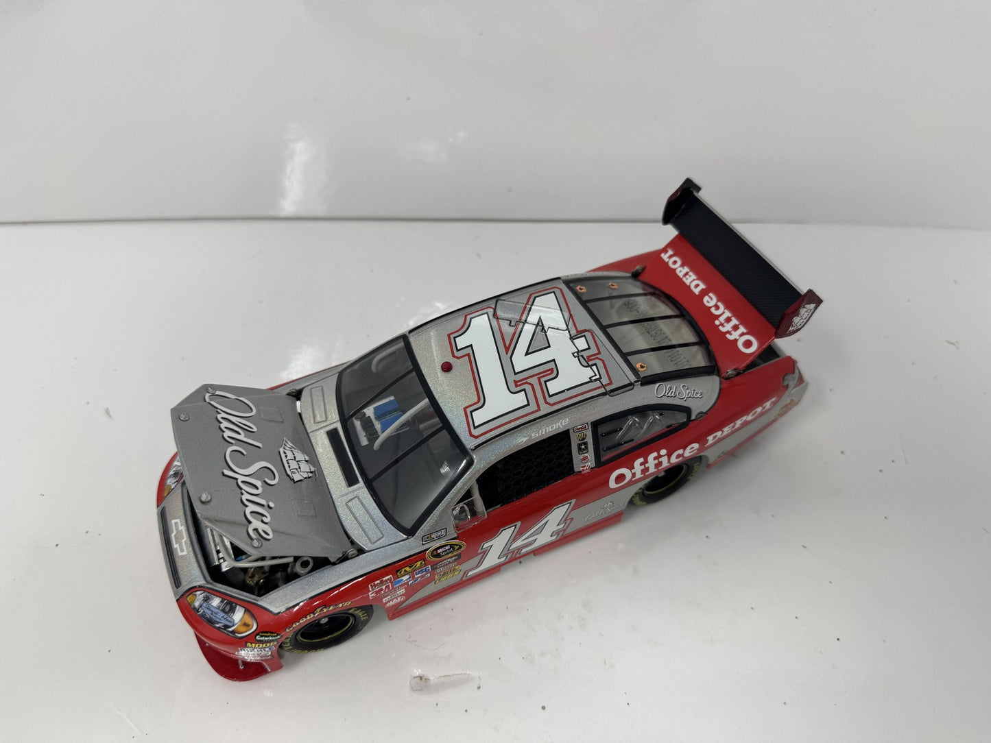 Lionel NASCAR Tony Stewart #14 Old Spice Chevy Impala Flashcoat 1:24 Diecast