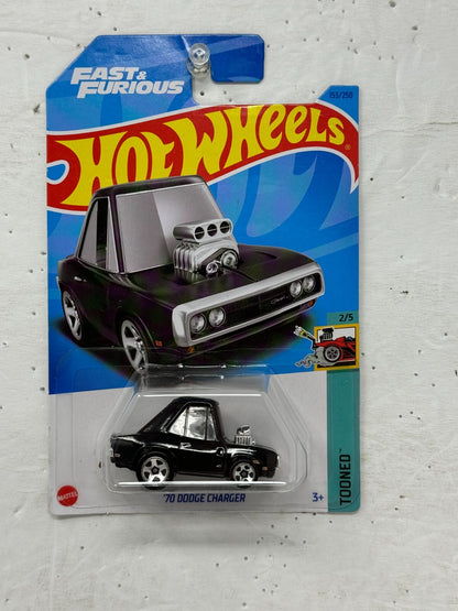 Hot Wheels Tooned 1970 Dodge Charger Fast & Furious Muscle Car 1:64 Diecast