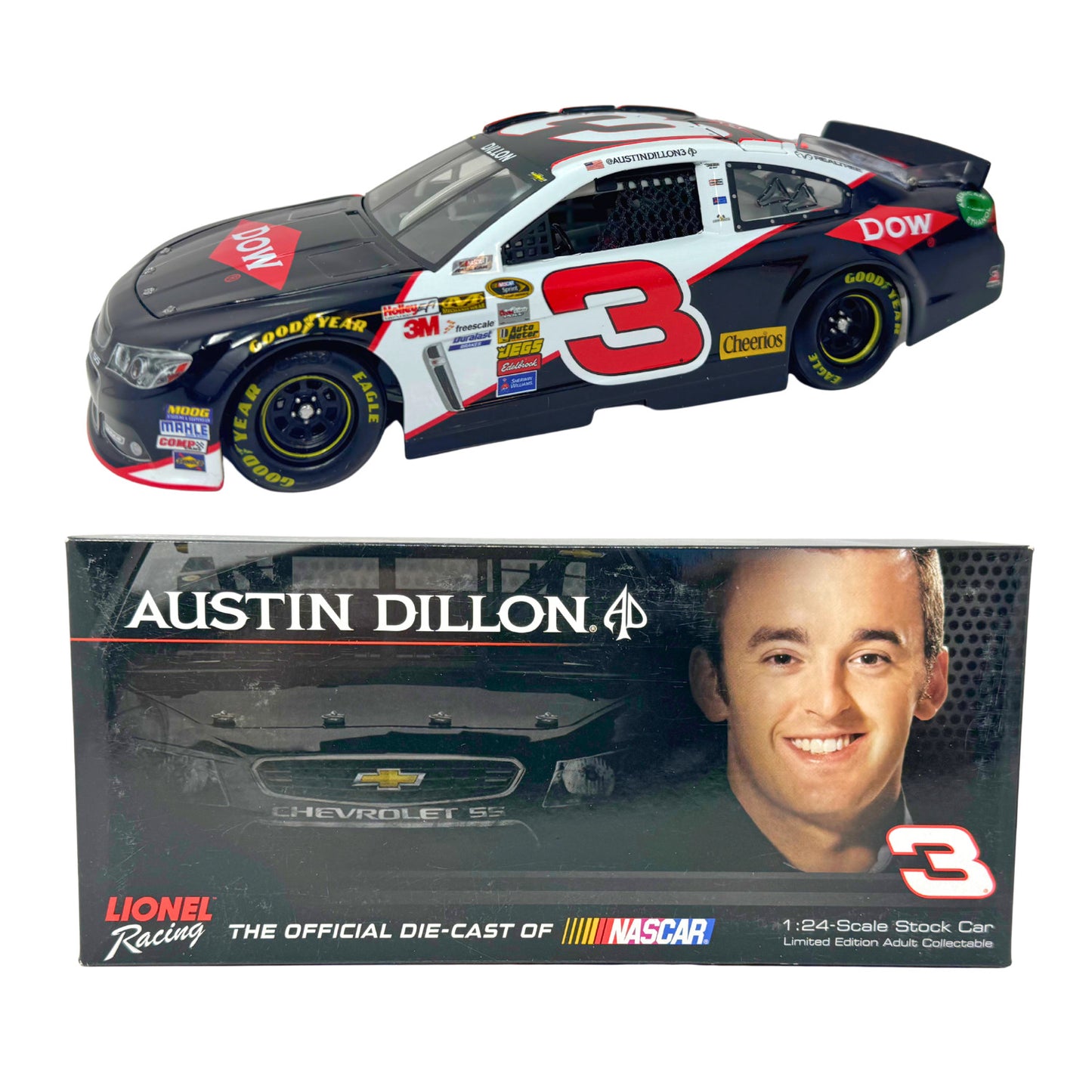 Lionel NASCAR Austin Dillon #3 Dow Automotive 2014 Chevrolet SS 1:24 Diecast